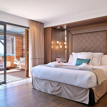 Hotel Le Week End Аячо Екстериор снимка