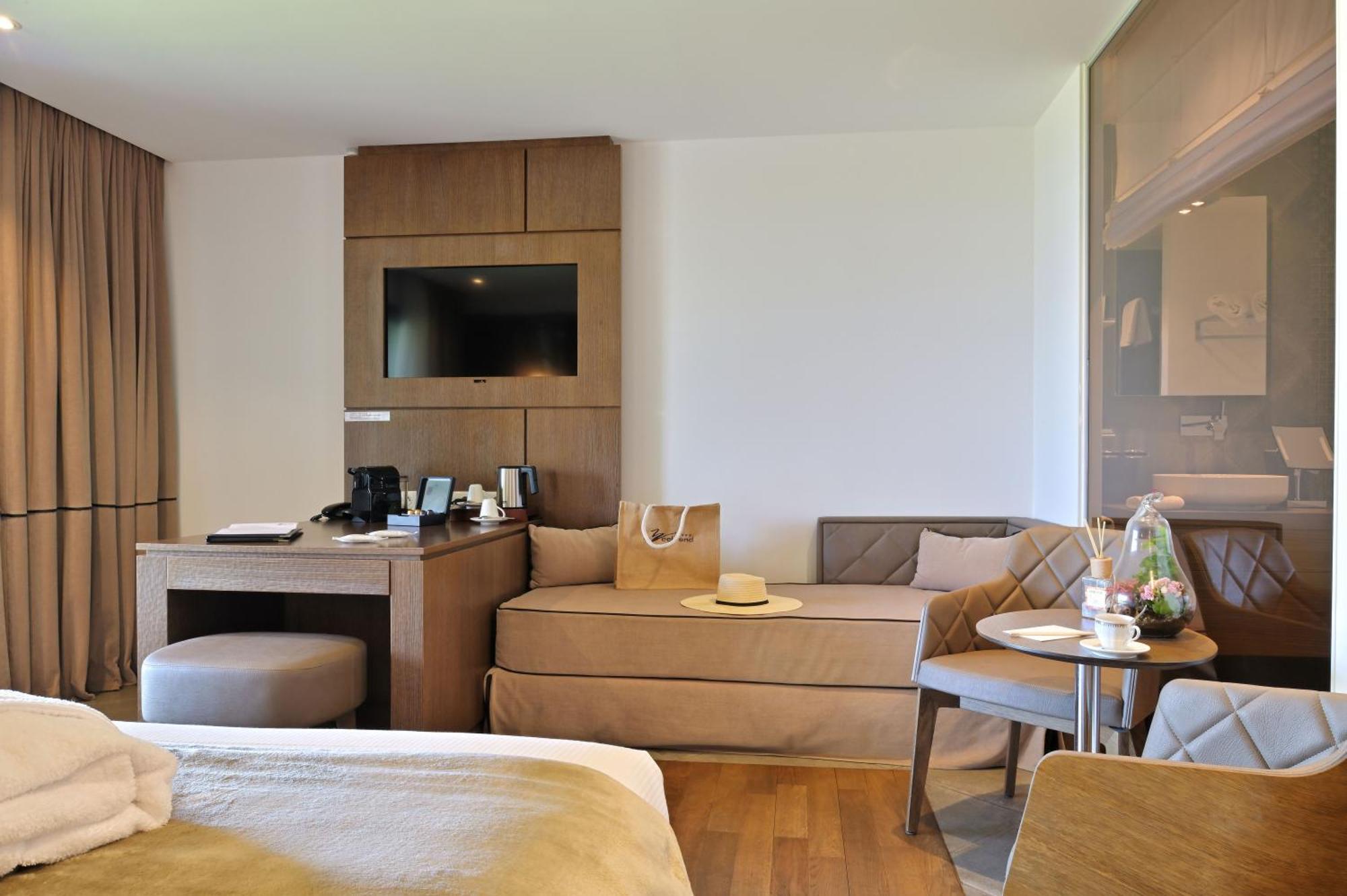 Hotel Le Week End Аячо Екстериор снимка